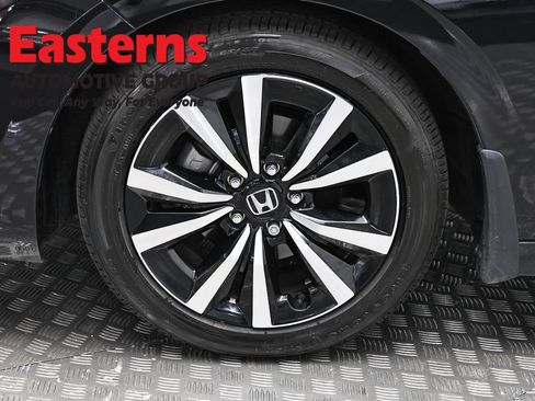 Used 2024 Honda Civic EX image 31