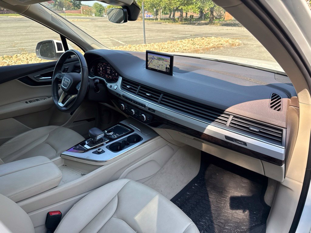 Used 2019 Audi Q7 2.0T Premium Plus w/ Premium Plus Package AWD/4WD image 13