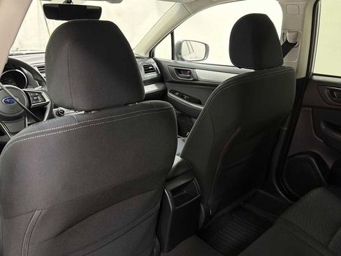 Used 2019 Subaru Outback 2.5i AWD/4WD image 24