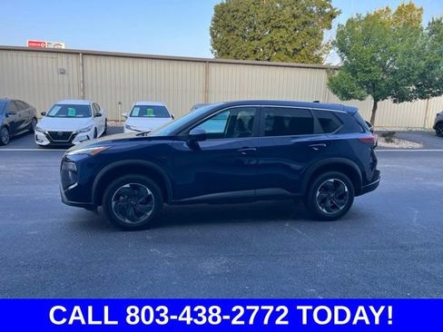 Used 2024 Nissan Rogue SV FWD image 35