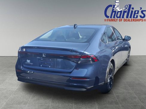 Used 2025 Honda Accord SE image 4