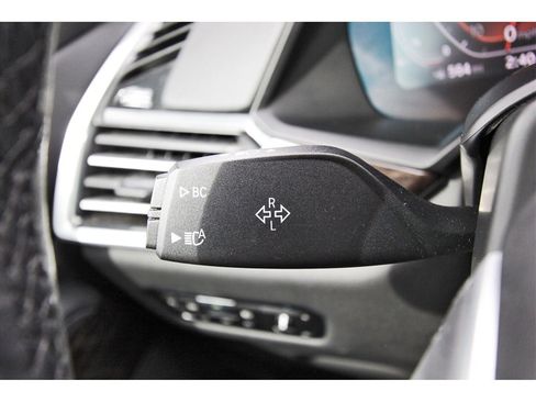 Used 2020 BMW X5 sDrive40i w/ Convenience Package image 13