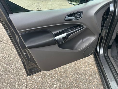 Used 2021 Ford Transit Connect XLT FWD image 9