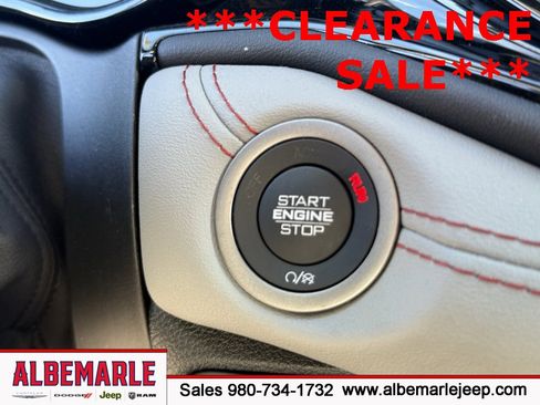 Used 2024 Dodge Durango Citadel image 23