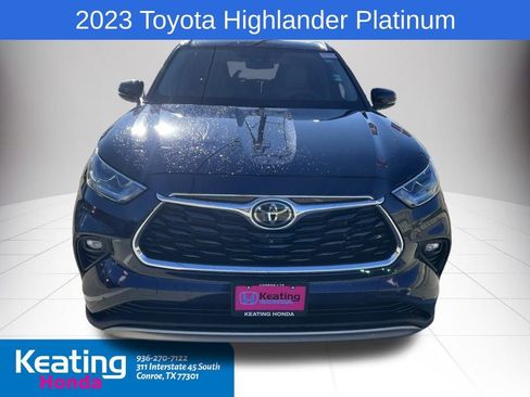 Used 2023 Toyota Highlander Platinum image 2