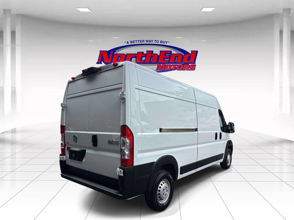 Used 2026 RAM ProMaster 2500 w/ Convenience Group FWD image 3