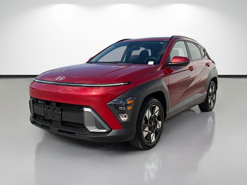 Used 2025 Hyundai Kona SEL FWD image 7