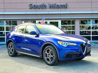 Used 2022 Alfa Romeo Stelvio Ti AWD/4WD video 1