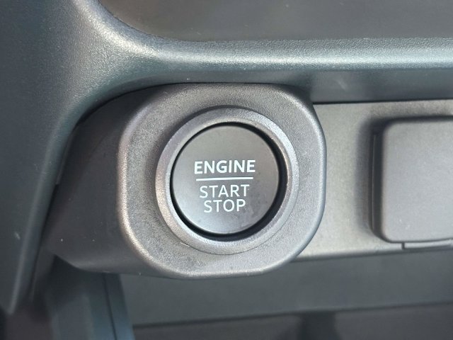 Used 2025 Ford Maverick Lobo AWD/4WD image 26