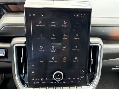 Used 2025 GMC Yukon Denali AWD/4WD image 29