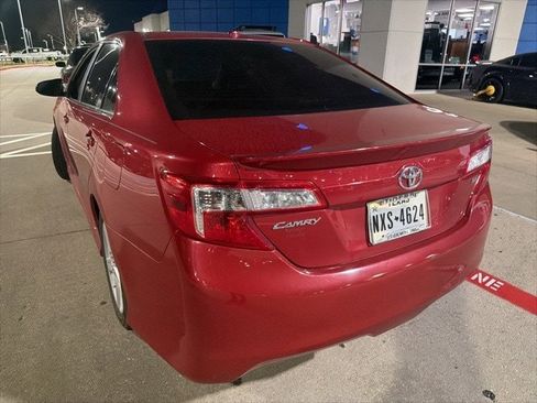 Used 2012 Toyota Camry SE image 7