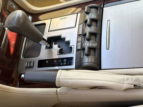 Used 2015 Lexus LX 570 570 image 21