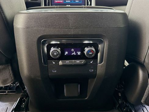 New 2026 GMC Yukon XL Elevation AWD/4WD image 29