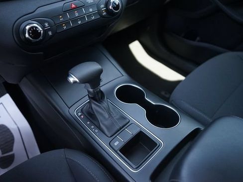 Used 2019 Kia Sorento FWD image 28