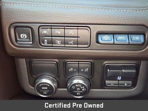 Certified 2024 GMC Yukon XL Denali w/ Denali Reserve Package RWD image 31