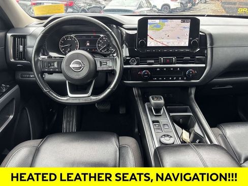 Used 2023 Nissan Pathfinder SL w/ Lighting Package (N92) AWD/4WD image 12