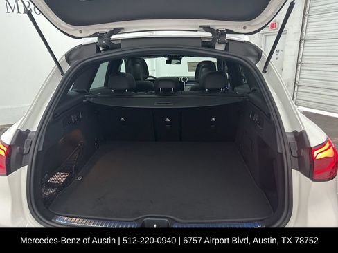 Used 2026 Mercedes-Benz GLC 300 image 25