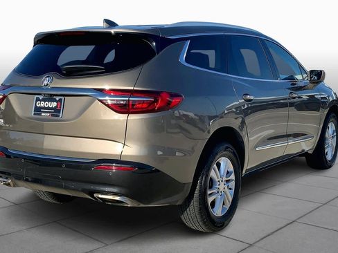 Used 2020 Buick Enclave Essence w/ Sound and Sites Package image 12