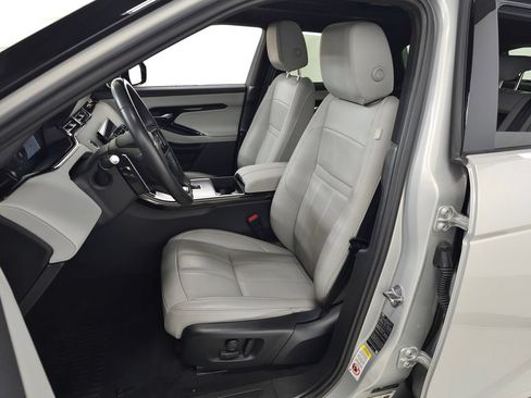 Used 2026 Land Rover Range Rover Evoque S AWD/4WD image 15
