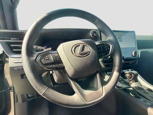 Used 2024 Lexus GX 550 w/ Accessory Package (Z1) image 14