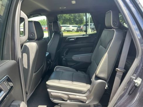 Used 2025 Chevrolet Tahoe Premier RWD image 29