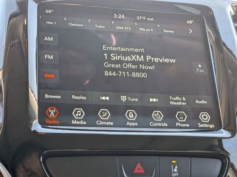 Certified 2022 Jeep Cherokee Limited AWD/4WD image 18