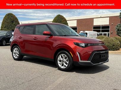 Certified 2025 Kia Soul LX w/ LX Technology Package