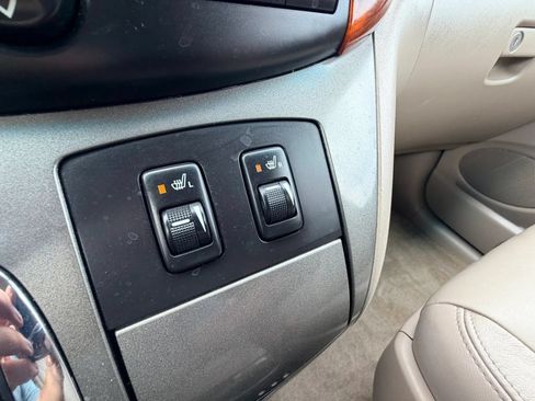 Used 2007 Toyota Sienna FWD image 17