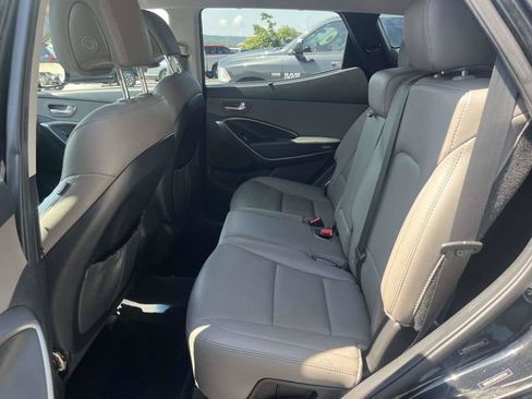 Used 2017 Hyundai Santa Fe Sport FWD image 13
