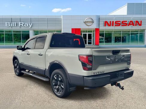 Used 2021 Nissan Titan Platinum Reserve w/ Moonroof Package AWD/4WD image 3