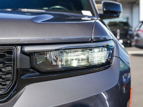 Used 2022 Jeep Grand Cherokee Altitude image 8