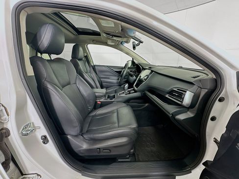 Used 2022 Subaru Outback Limited image 32