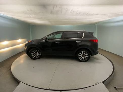 Used 2017 Kia Sportage EX w/ EX Technology Package AWD/4WD image 3