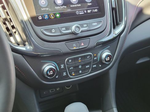 Used 2023 Chevrolet Equinox RS w/ RS Leather Package AWD/4WD image 19