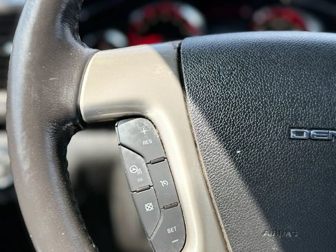 Used 2015 GMC Acadia Denali AWD/4WD image 26