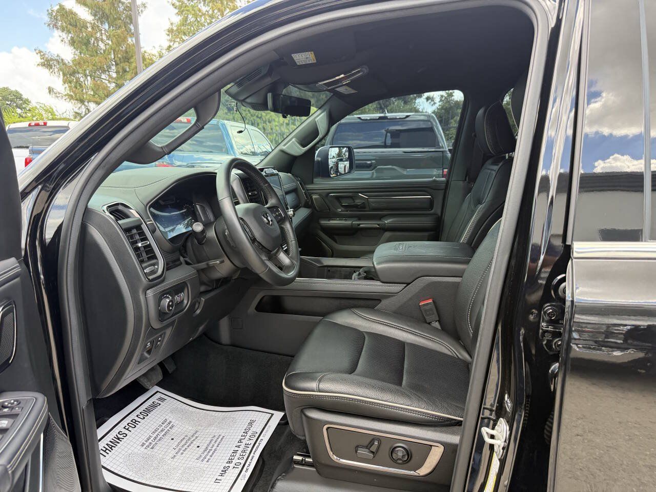 Used 2024 RAM 1500 Limited AWD/4WD image 7