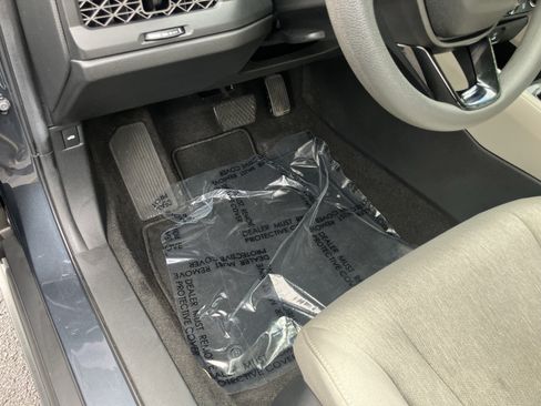Certified 2024 Honda Accord EX image 18