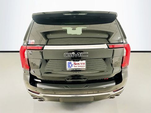 New 2026 GMC Yukon AT4 w/ AT4 Premium Plus Package AWD/4WD image 6
