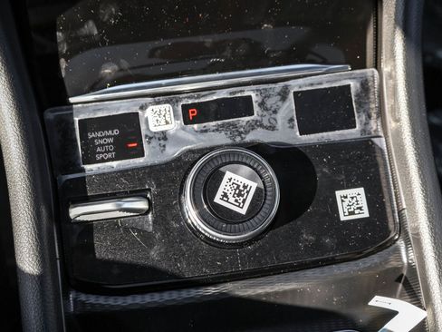 New 2025 Jeep Grand Cherokee Limited w/ Black Appearance Package image 19