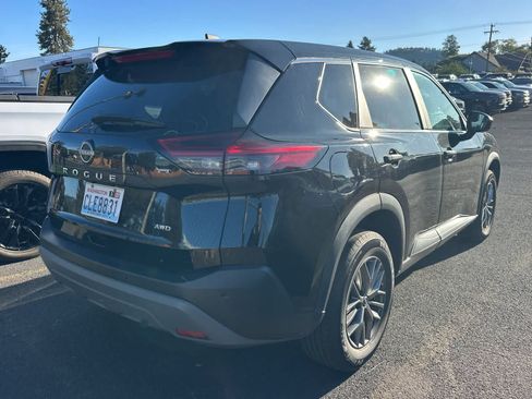 Used 2023 Nissan Rogue S AWD/4WD image 4