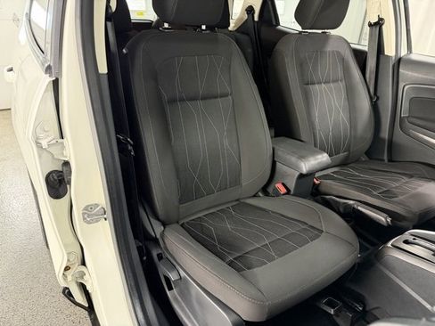 Used 2019 Ford EcoSport SE w/ SE Convenience Package image 22
