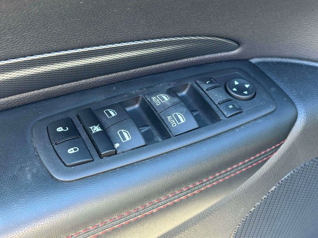 Used 2023 Dodge Durango R/T w/ Blacktop Package AWD/4WD image 15