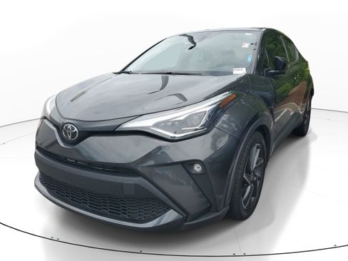 Used 2021 Toyota C-HR Limited FWD image 3