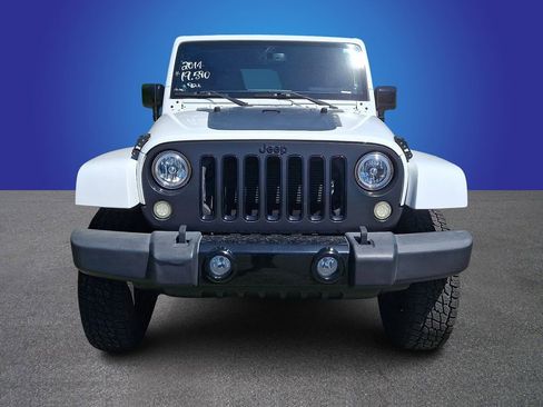 Used 2014 Jeep Wrangler Unlimited Sahara AWD/4WD image 2
