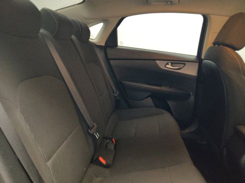 Used 2019 Kia Forte LXS FWD image 19