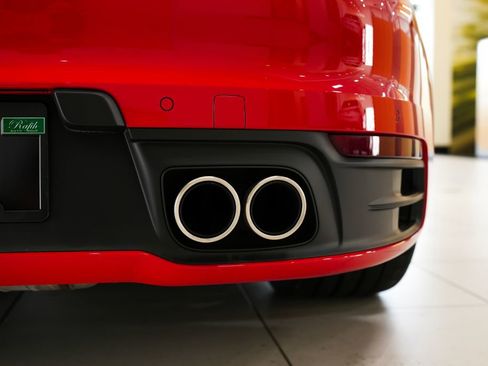 Used 2024 Porsche 911 Carrera S RWD image 15