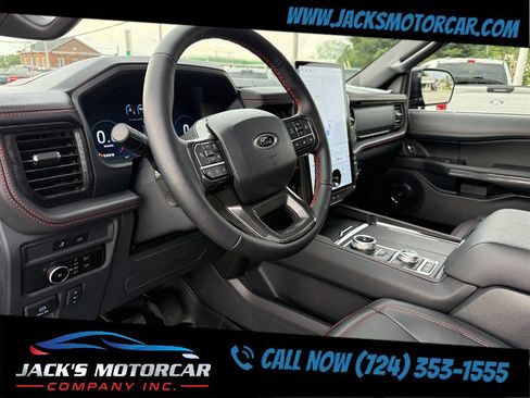 Used 2024 Ford Expedition Limited image 37
