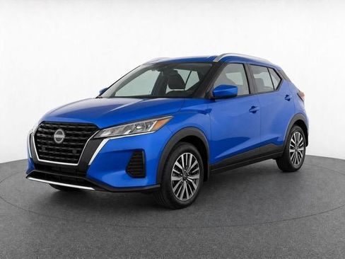 Used 2024 Nissan Kicks SV FWD image 6