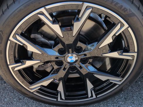 Used 2025 BMW 228i xDrive w/ Technology Package image 13