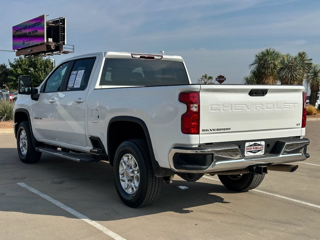 Used 2024 Chevrolet Silverado 2500 LT AWD/4WD image 5